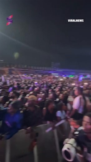 13K views · 914 reactions | 360 view of Davido's show in Ibadan! When I said the stadium was filled to the brim, it’s not a joke ️ | Entertainment Daily | Facebook