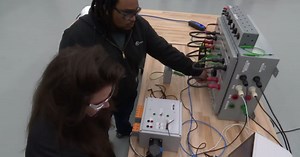 Northbrook lab aims for safe turn to green tech by testing electric car batteries