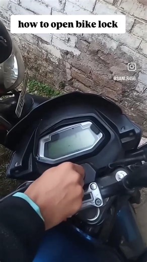 how to open bike lock.#shorts #viral #fun #comedy #entertainment @HowToUse-g9r