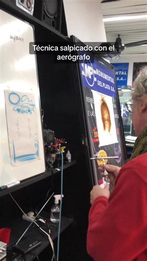 Técnica de Salpicado con Aerógrafo para Artistas