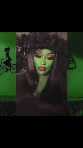 @IBeatThatFace is a BAD witch with a flash of @LitCosmetics Glitter magic for a dash of sparkle! AMAZING! . #LitCosmetics #Glitter #VeganBeauty #CrueltyFree #CrueltyFreeBeauty #Makeup #MakeupArt | Lit Cosmetics