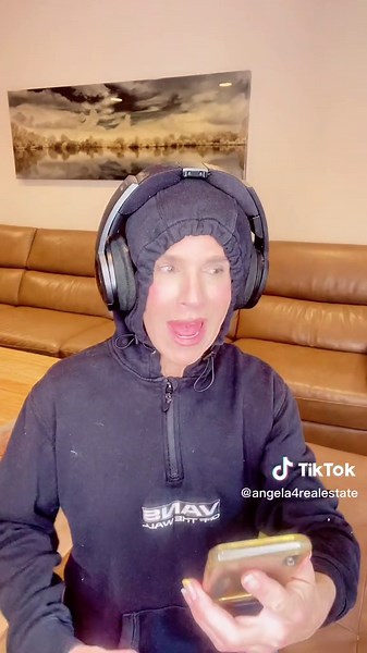 How to Handle the Teacher Strike in England - Tips for Moms