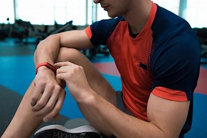Die besten Fitness Tracker, die du ohne Smartphone App nutzen kannst – Smartwachtes / Sportuhren im Test