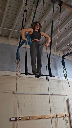 another static trapeze clip from open gym. I don't know much in the trapeze yet so I mostly just do my lyra tricks lol. #trapeze #aerialist #circusarts #circuslife