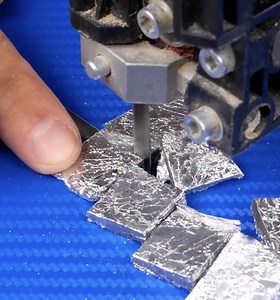 120K views · 234 reactions | Turning Kitchen Foil into Stunning DIY Jewelry | Wood Mood | Facebook