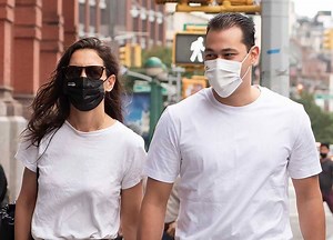 Katie Holmes's Face Masks With 40,000-Person Wait List Back In Stock