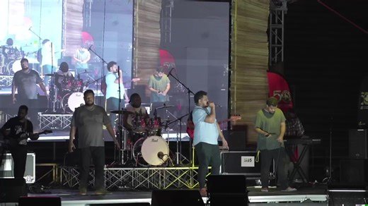 TB: PNG Story - Southern Love Ana Jnr Vigi Stage Band: Drummer: Steven Pala Bassist: Patrick Warupi Guitarist: Kose Keyboardist 1: Juki Semoso Keyboardist 2: Matt Keys Sound System & Backline: MS5 Monitor Mix: Laurie Paul FoH: Bixx Bixx Kaian Video: MS5 Multimedia Solutions Limited Venue: Sir Hubert Murray Stadium, Port Moresby, PNG.