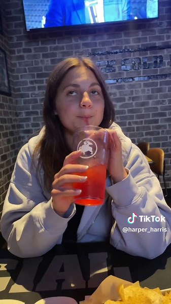 Harper_harris (@harper_harris)’s videos with original sound - Raihann