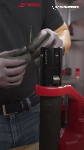 How to change the bolt on your ROMAX COMPACT III