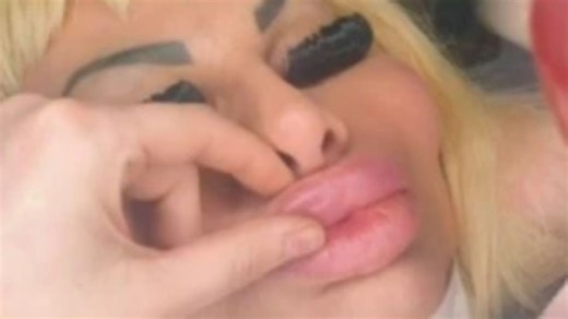 Lash tech shows off her client's latest extensions - & gets a dramatic reaction