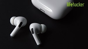 Yes, you *can* use Apple Airpods with an Android device—but there are a few caveats. Here are all the details you need in 90 seconds or less. Start the clock. ⏲ More here: http://lifehac.kr/RnkfsAT | Lifehacker