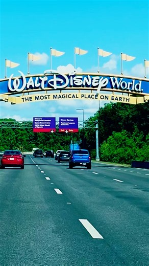 Welcome to Krystal’s Small World!