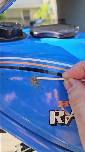 オートウエルドによるバイクタンク穴あき補修