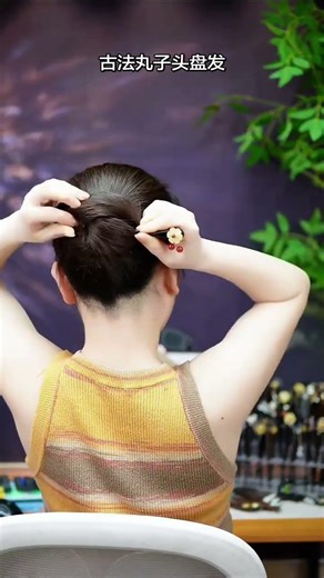 Easy Hairpin Updos for Spring & Summer: Perfect Summer Hairstyles