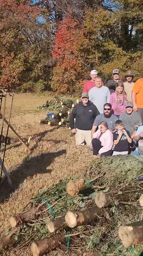 Ridgecrest Baptist Church Outdoors Ministry does it again helping unload hundreds of beautiful fresh Christmas trees for Phil's Christmas Trees at Duke St. & Crutchfield St.! We couldn't do it without them! Love all of you! | Phil's Christmas Trees