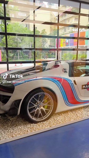 Porsche 918 Spyder with Martini Livery in Thailand