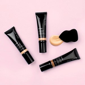 Easy complexion correction in so many shades! Find your perfect match: http://bit.ly/2GFZMaS | MARY KAY