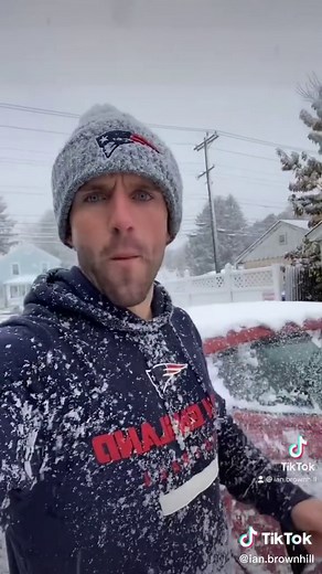 Unexpected Snowstorm Hits New England - Chaos Ensues!
