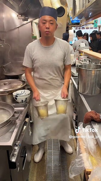 浅草名代らーめん 与ろゐ屋の朝ラー体験