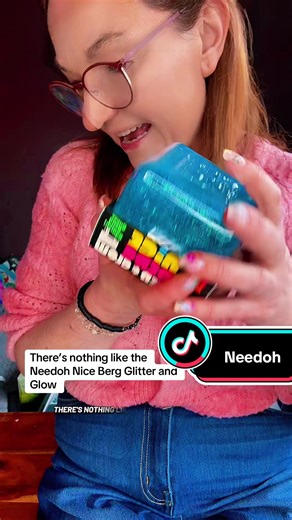 Squeeze the Fun: NeeDoh Nice Berg Glitter Cube Review