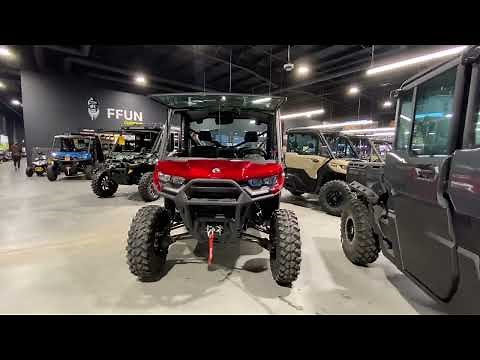 2024 Can-Am Defender 6x6 Limited HD10