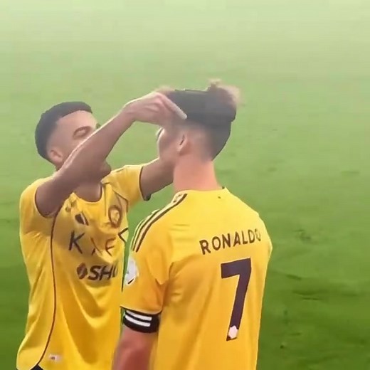 1.7M views · 3K reactions | GOAT RONALDO | Sports Athlete | Facebook