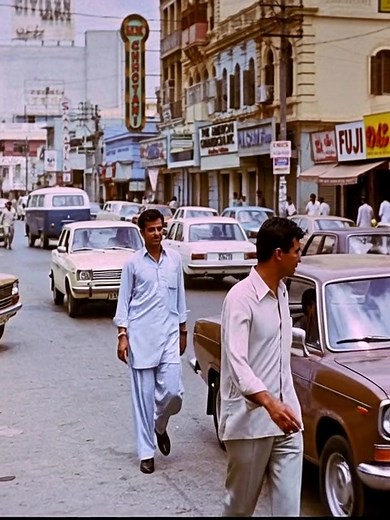 363K views · 3.6K reactions | Karachi busy Street in 1987 | Pothwar Plus | Facebook