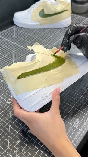 1.4M views · 20K reactions | CUSTOM AF1s Olive green swoosh + rope laces ‍ #airforce1 #customaf1 #customsneakers #ebcollectionn #sneskerhead | Ellya Beuyukian | Facebook