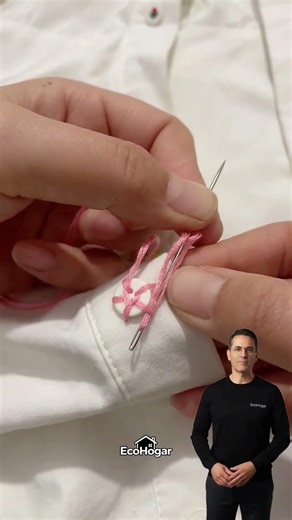 Turn Buttons into Roses 🧵🌹 | Easy DIY