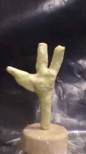 Stop Motion Alien Hand! 👽 #diy #stopmotion #alien #scifi #sfx #rayharryhausen