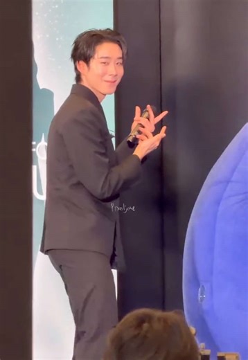 Est x Wesley - Abracadabra Music Collaboration