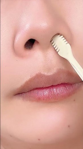 適切な道具を使えば、鼻毛を整えるのは簡単です。 #鼻毛