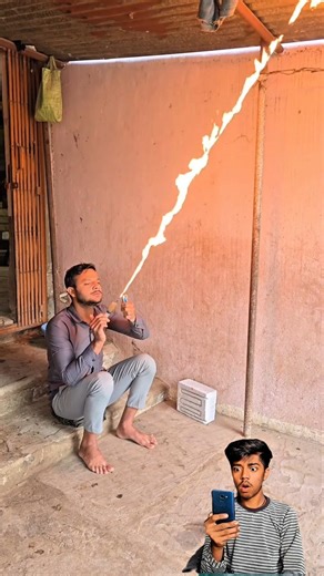 Liquid Spray Se Aag Ka Blast 😱🔥 (Do Not Try) #scienceexperiment #magic #amazingscience #shorts