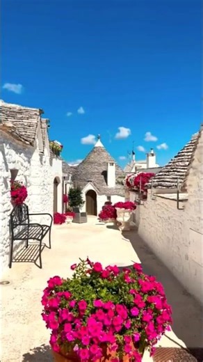 Alberobello: Italy's Fairytale Town