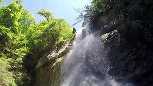 Canyon Ecouges bas (Addicted To Love) - Vidéo Dailymotion