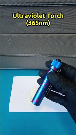 Ultraviolet Radiation VS Suncream #experiment #science #ultraviolet