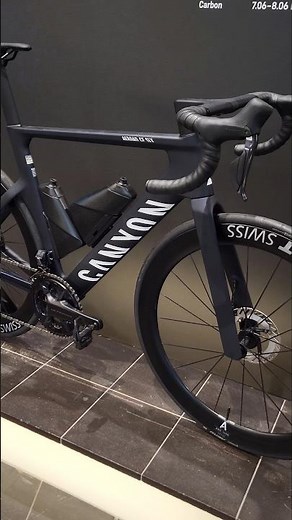 2026 Canyon Aeroad CF SLX 8 Shimano Ultegra Di2 Midnight Blaze