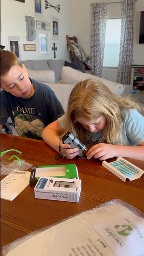 For kids obsessed with science, Noeo Science feels like a great Biology curriculum! #homeeducation