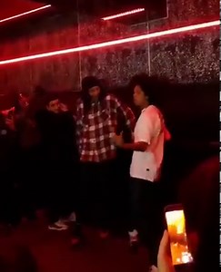 198K views · 820 shares | ❤☠️☠️ geeez Larry, he just butchered the beat ⭐ Les Twins @ Club 69, Gent, Belgium (April 15, 2019) Les Twins Summer Tour 2019 (music: Keith Ape - It G Ma (Aztek remix) | Les Twins for smart people | Facebook