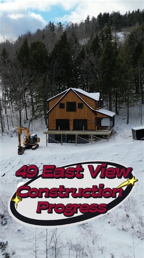 JUST BUILT. JUST WOW. 🏔️🚜 You truly can’t get newer than this. Brand-new construction at 49 East View Road—with the excavator still out front—set high in the Sunday River Valley with all-encompassing mountain views that make you feel completely tucked into the landscape. Perfectly positioned halfway between Sunday River Resort and Bethel Village, this home gives you effortless access in both directions—first chair or dinner in town, your call. And when you’re staying close to home, the associa