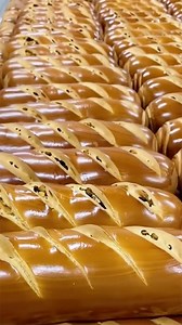 155K views · 663 reactions | This raisin-filled Russian bread ranks as a staple part of people's diet in northern China. The delicacy has since been transplanted to many southern regions, with Chinese pastry lovers modifying the recipe to include mixed wheat flour and various nuts. It makes for a great breakfast option -- super chewy with a lingering aftertaste. #APEC2023 #SharedFuture10Years | China Plus Culture | Facebook