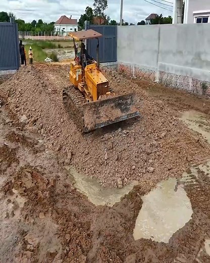 Interesting Show!!! D31P Bulldozer Solution for Pushing and Leveling Mounds of Land | Bulldozer Operator