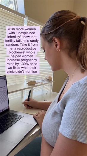 Lauryn Lee B.Sc | Fertility Educator on Instagram: "Here is how 👇 In clinical research, “unexplained” usually means standard testing did not evaluate metabolic health, inflammation, immune signaling, micronutrient status, thyroid conversion, insulin dynamics, or mitochondrial function. These systems directly affect oocyte quality, endometrial receptivity, and early embryo development. Our program does not replace medical care and it does not promise pregnancy. What it does do is address the bio