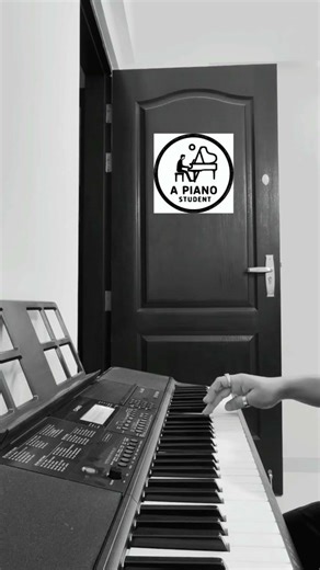 Day 9 of Learning Piano | Ham Tere Pyaar Me Saara Aalam (30 Day Piano Challenge) #piano