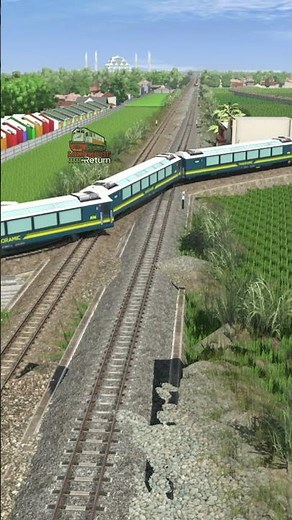 UNBELIEVABLE !! A Train Crossed Paths With a High Speed Train, Almost Got Hit #keretaapi #train