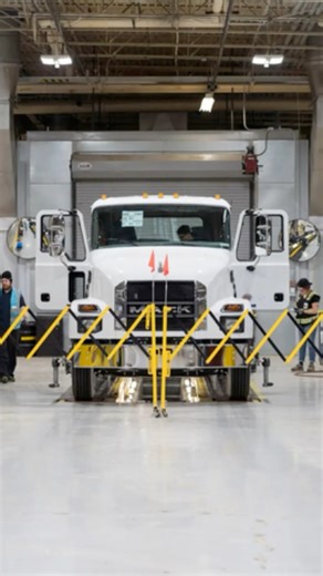 Breaking ground for the future! 📢Mack Trucks announces a 72,000-square-foot expansion of our Roanoke Valley Operations to meet the growing demand for our MD Series and MD Electric trucks. This expansion highlights our commitment to enhancing productivity, sustainability, and customer satisfaction in the medium-duty market. | Mack Trucks