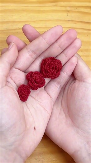 Title: Transform Your Photo Frame with Crochet Magic - DIY Handmade Home Decor