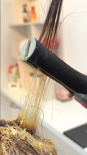 ダメージの限界がコレ… #ブリーチ #ヘアカラー #縮毛矯正 #美容師