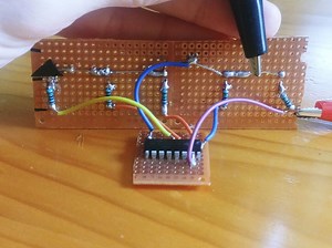 Is current going in reverse through the shift register?