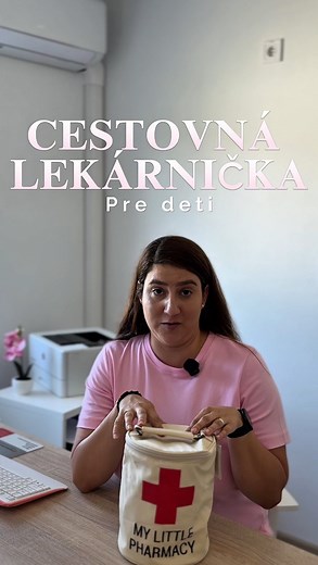 MUDr. Monika Michňová on Instagram: "Ja razím názor vždy pripravená😄 a to platí 1000násobne pri liekoch… Ak nemáte miesto v kufri aspoň 1 liek na tieto 3 skupiny si vezmite a už ak naozaj nič aspoň niečo na teplotu, lebo tá vie vybehnúť behom pár minút😉. Super tip je, že keď chcete šetriť miesto neberte krabičky, info prečítate aj na internete. Vezmite si dávku na 2-3 dni a blistre si chyťte gumičkou. Takto sa Vám všetko zmestí🙂. Keď si balíte veci vždy si predstav ako to pekne postupne ide